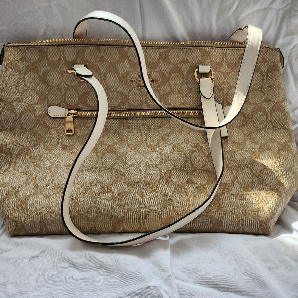 Coach Tote